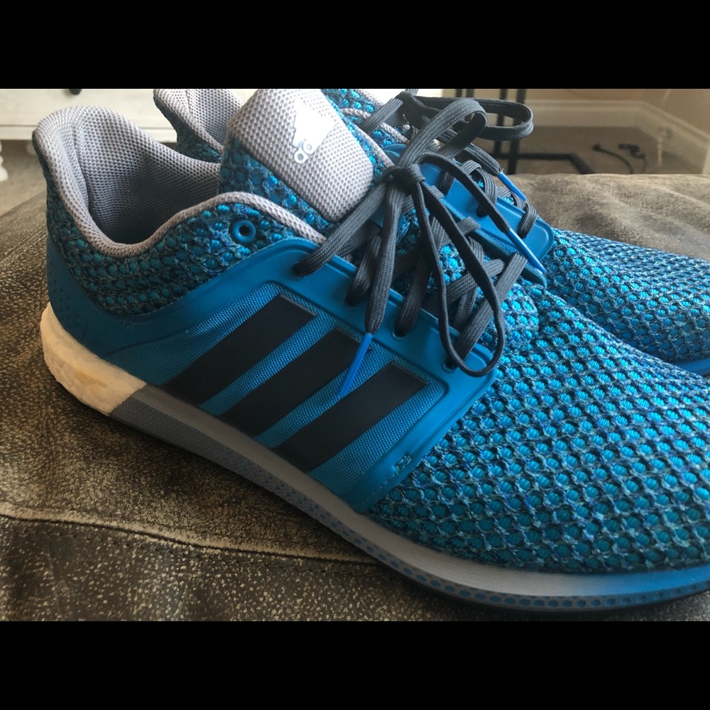 ADIDAS Men’s size 13 Pure Boost Athletic shoes.
